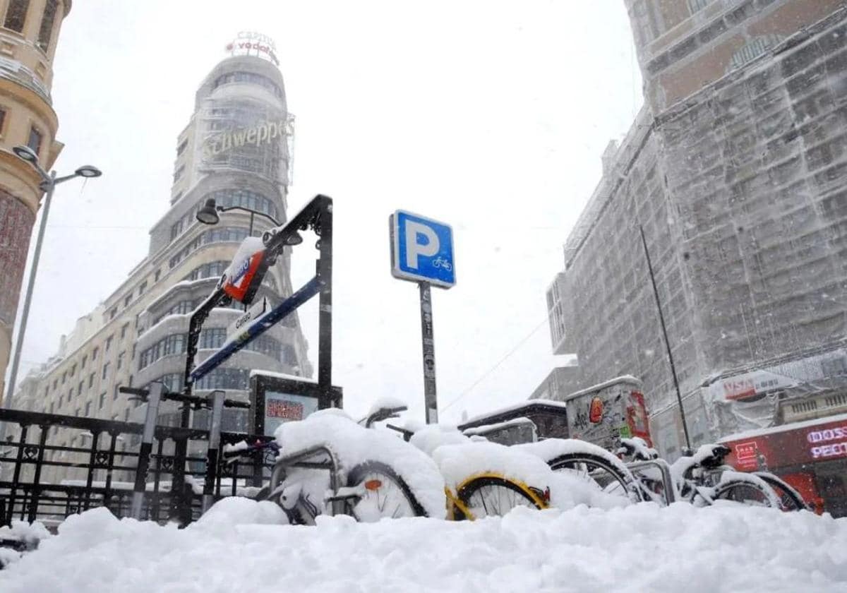 La Aemet avisa de la llegada de aire frío continental a España: nieve y temperaturas bajo cero en estas zonas