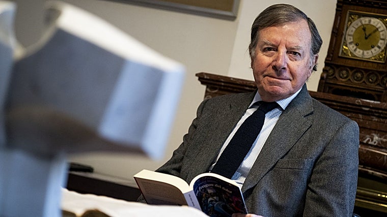 Jorge Angell Hoefken desea, a sus 78 años, empezar un doctorado