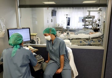 Las autonomías se 'roban' enfermeras con sueldos de más de mil euros de diferencia