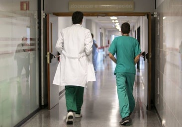 «No tenemos ni para cubrir las bajas de médicos, no entiendo que se quiera perder talento»