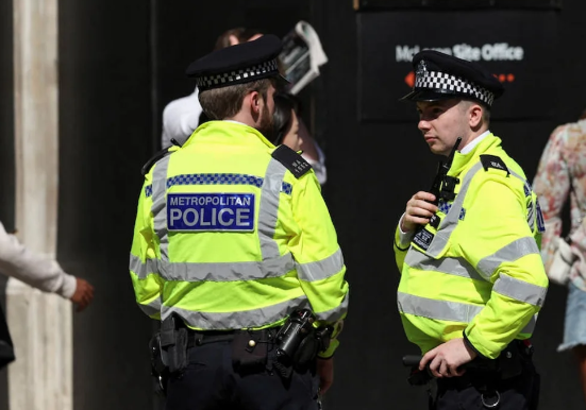 Dos policías británicos en una imagen de archivo.