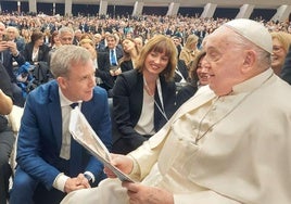 El Papa se reúne con miles de periodistas y les pide que sean «verdaderos, para construir la sociedad»