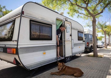 Palma quiere acabar con las viviendas caravana: «Me gustaría vivir en una casa de ladrillo pero ni con dos sueldos puedo alquilarla»