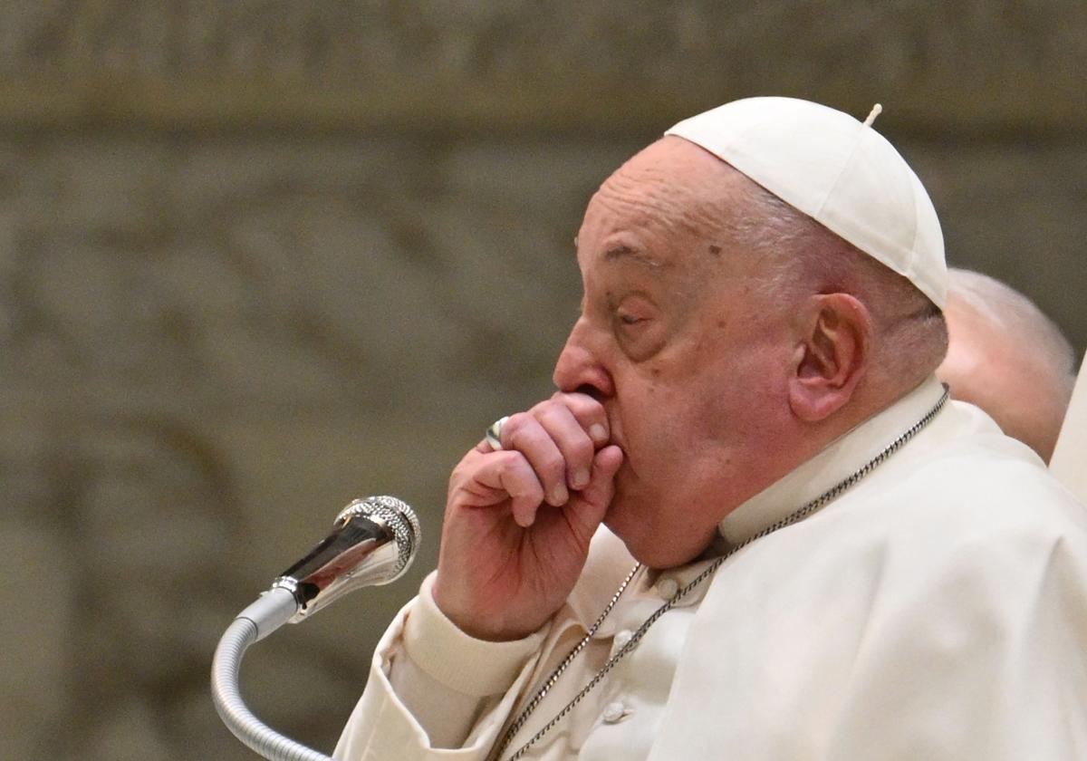 El Papa Francisco mantendrá sus audiencias de los próximos días en Santa  Marta por una fuerte bronquitis