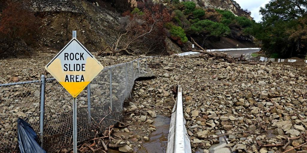 Las fuertes lluvias provocan deslizamientos de tierra en las zonas de Los Ángeles afectadas por los incendios