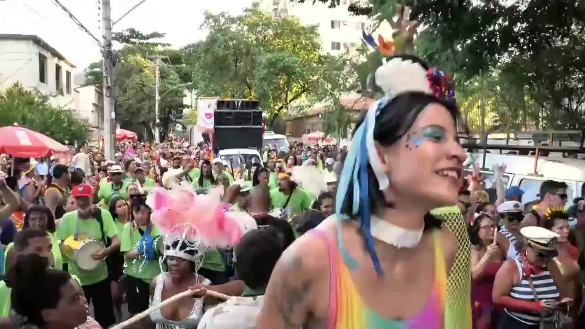 Médicos y pacientes celebran la importancia de la salud mental en el Carnaval de Río