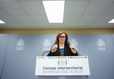 Mónica García: «No creo que los médicos en España estén mal pagados, cobran de media como un ministro»
