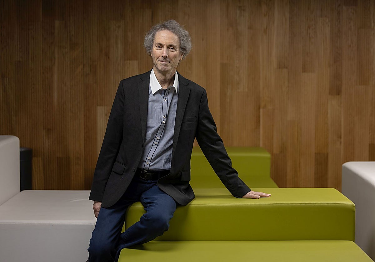 Su método de pensamiento negativo: definir las cosas por lo que no puede decirse de ellas