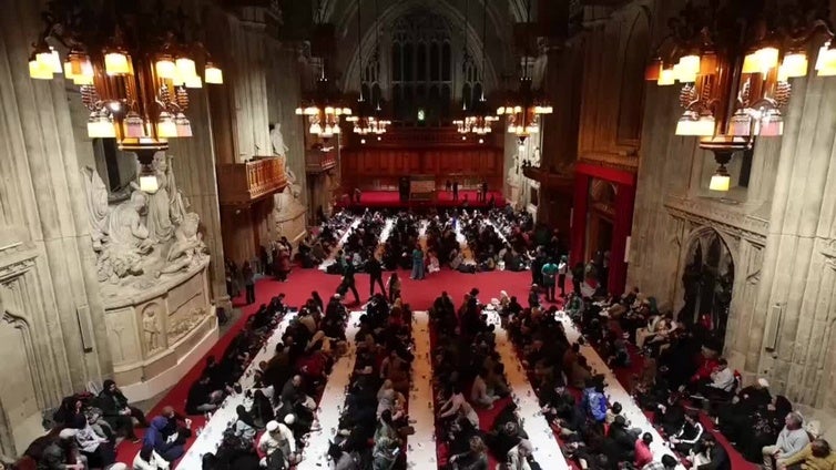 Open Iftar congrega a musulmanes en el corazón de la City de Londres