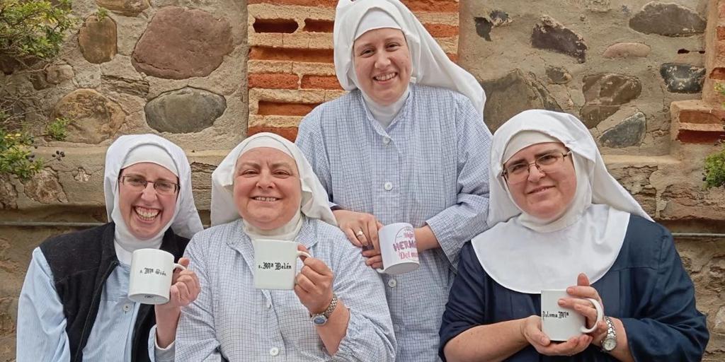 Las exmonjas de Belorado inauguran su restaurante en Asturias: «Están desbordadas con tantas reservas»