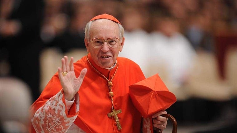 ¿Quiénes mueven ahora los hilos del Vaticano?: desde el camarlengo hasta la gobernadora
