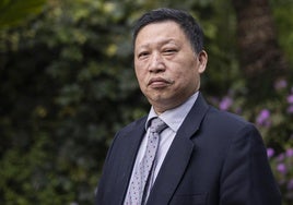 Xie Qingping , el cirujano que opera el alzhéimer: «No lo curo pero los pacientes más leves recuperan su vida»