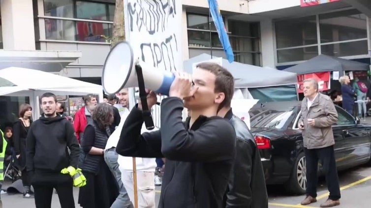 Estudiantes serbios inician un ultramaratón a Bruselas en protesta por la tragedia de Novi Sad