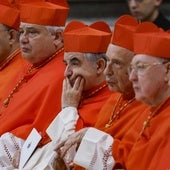 Salen a la luz dos cartas del Papa que impiden que Becciu vaya al Cónclave