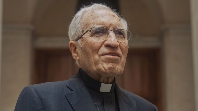Rouco Varela , cardenal y arzobispo emérito de Madrid: «Pido que quien suceda a Francisco continúe la tradición de los papas»