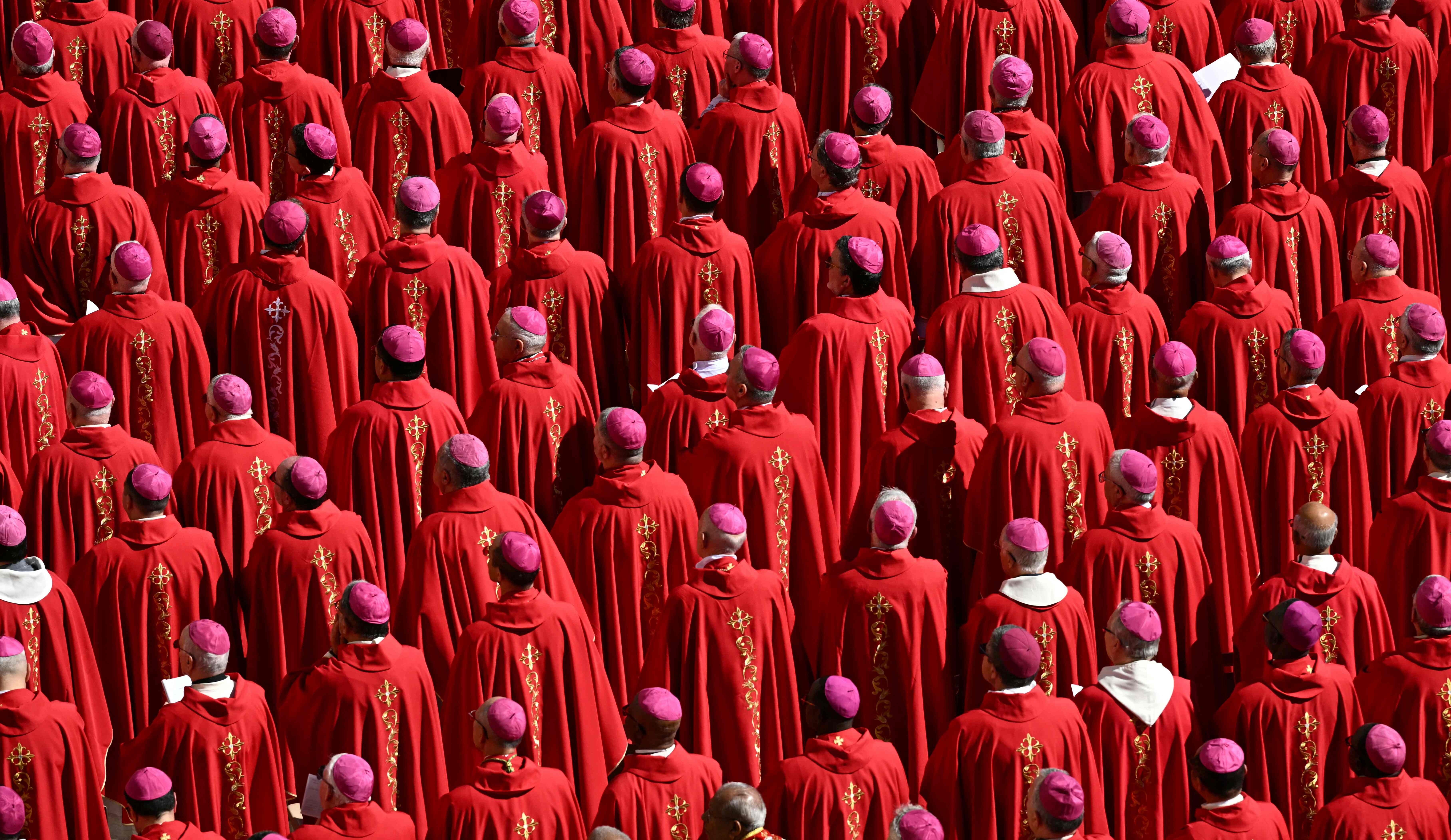Cardenales durante el sepelio