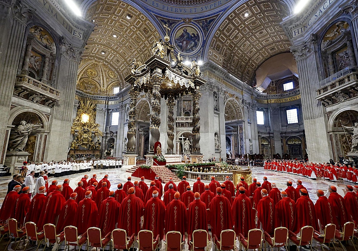 Los cardenales asistieron la semana pasada a una misa por el Papa Francisco
