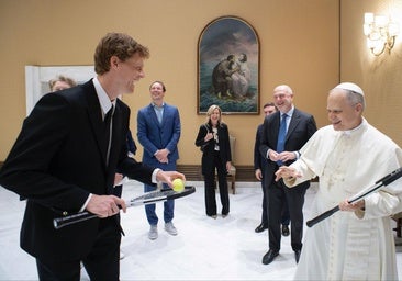 El Papa León XIV dedica sus primeras audiencias al prelado del Opus Dei y al tenista Jannik Sinner