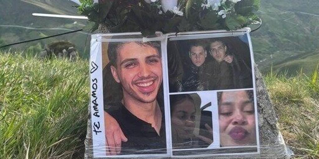 «No más muertes evitables»: las familias de los jóvenes muertos en Cantabria exigen guardarraíles tras reunir 54.000 firmas