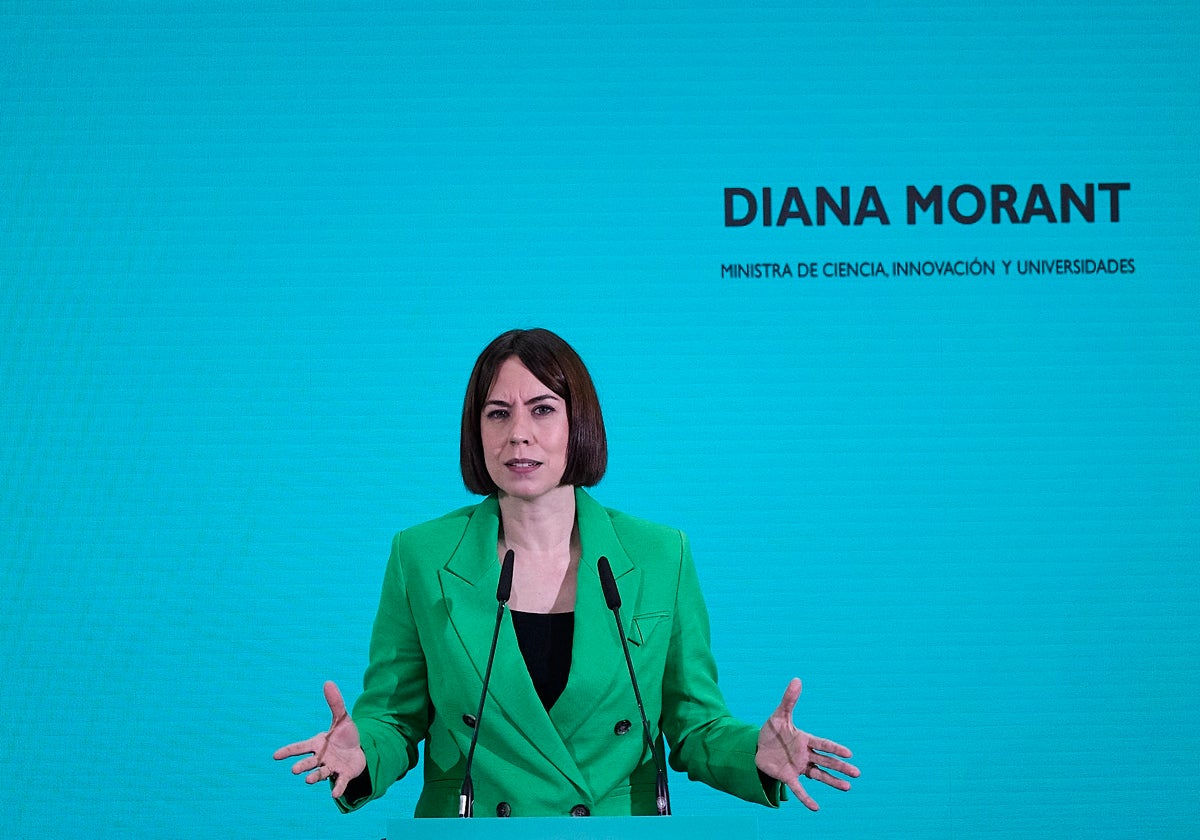 La ministra de Universidades, Diana Morant, hoy, en en el Centro de Investigaciones Energéticas, Medioambientales y Tecnológicas (CIEMAT)