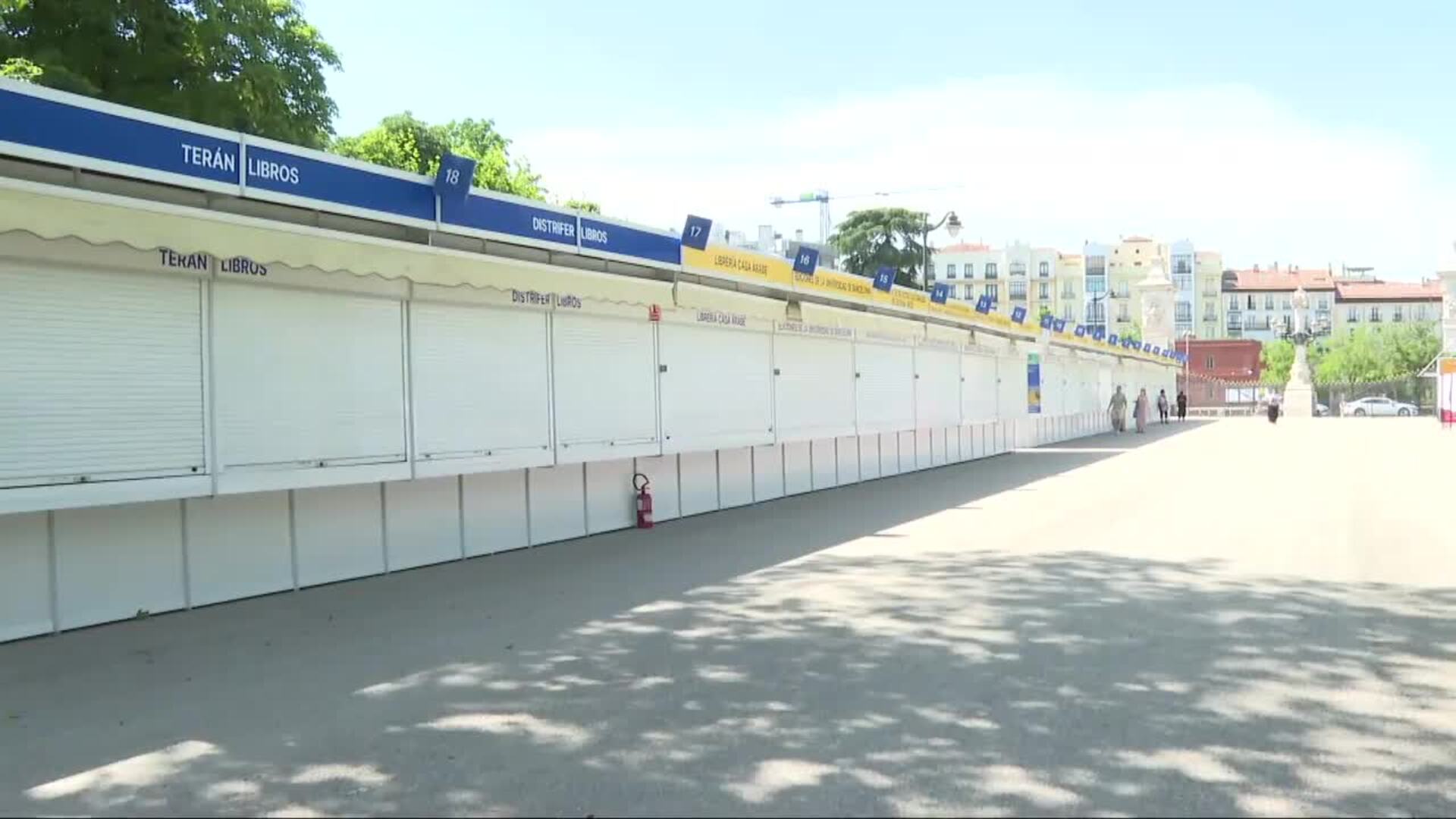 Visitantes a la Feria del Libro opinan sobre su cierre: &quot;La seguridad es lo más importante&quot;