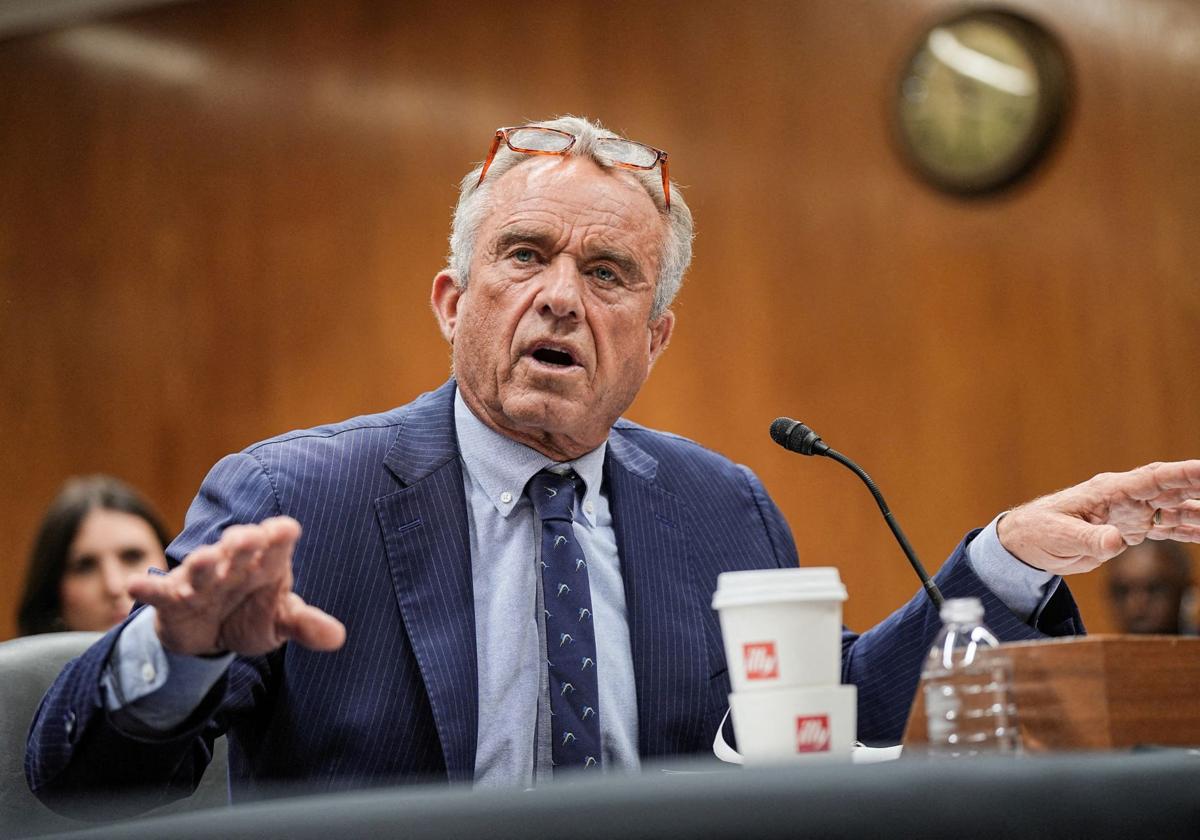 El Secretario de Salud y Servicios Humanos de EE.UU., Robert F. Kennedy Jr.