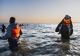 Casi 2.000 inmigrantes perdieron la vida intentando llegar a España hasta mayo, entre ellos 342 menores