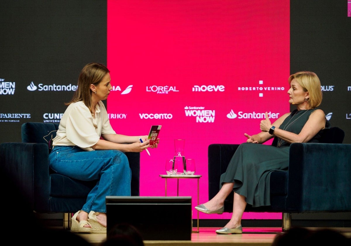 Ixone Díaz, redactora de Mujerhoy y coordinadora de Santander WomenNOW y Magdalena Skipper, directora de la revista Nature y directora editorial del portfolio Nature.