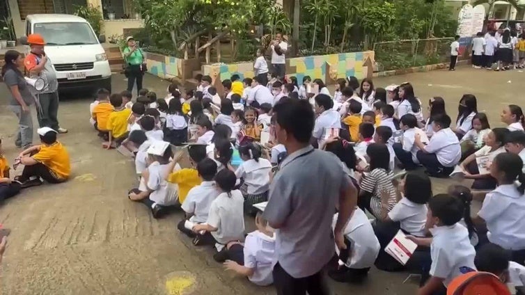 Filipinas realiza simulacro de sismo a nivel nacional