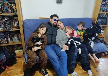 La carrera de obstáculos de una familia devastada por la ataxia SCA7: «Estamos solos contra el mundo»