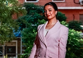 Carmen Jiménez,  ese 0,8% de gitanos con carrera universitaria: «No tenemos referentes»