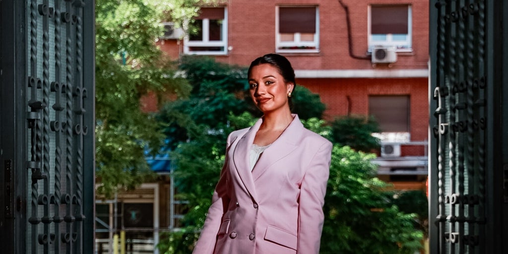 Carmen Jiménez, ese 0,8 de gitanos con carrera universitaria: «No tenemos referentes»