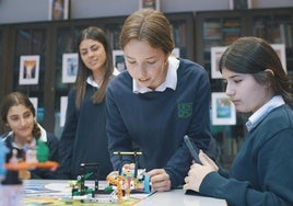 El colegio donde las chicas no le tienen miedo a las matemáticas