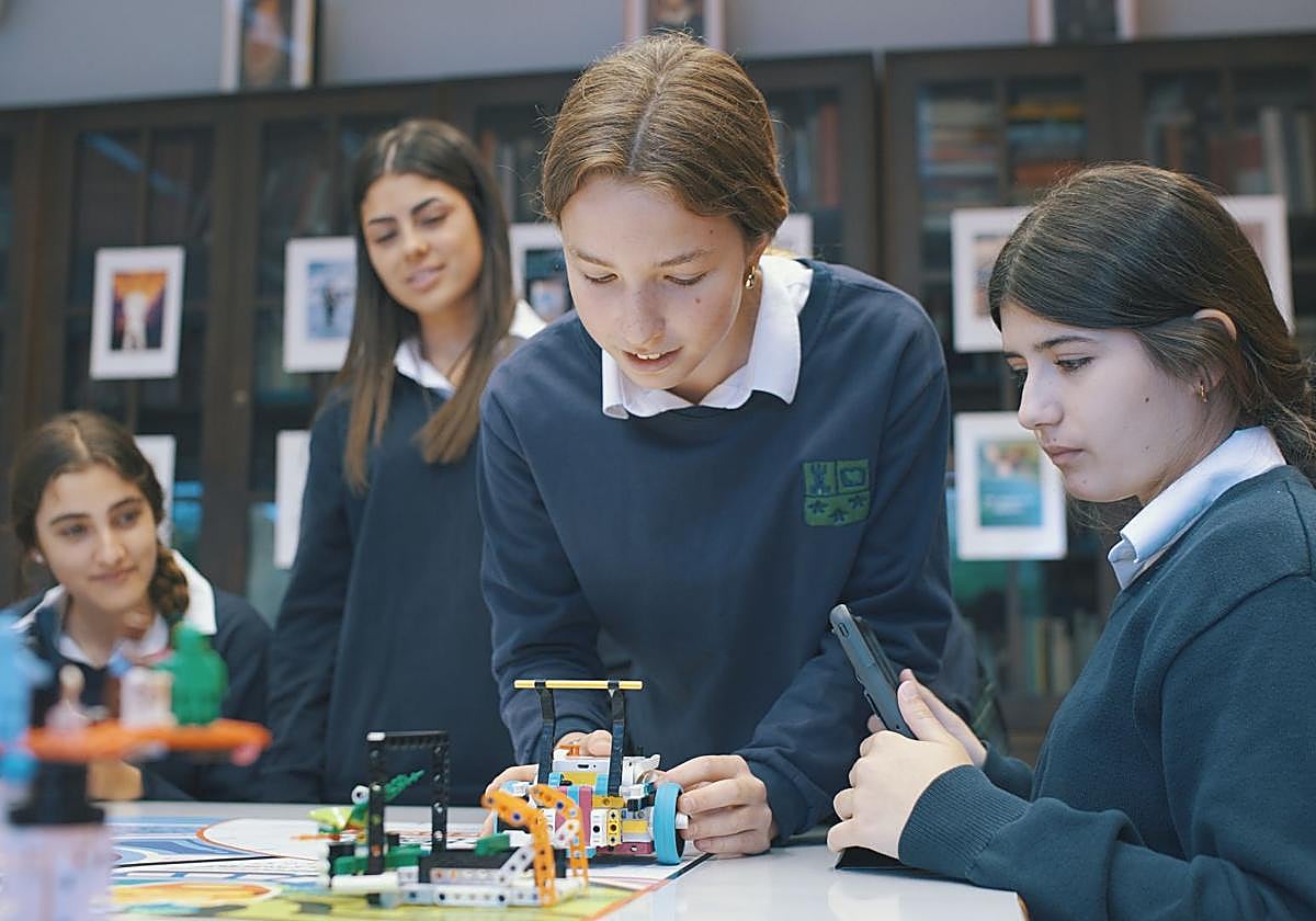 El Guadalaviar, donde solo admiten a alumnas, obtiene notas en PISA y en evaluaciones externas muy por encima de la media