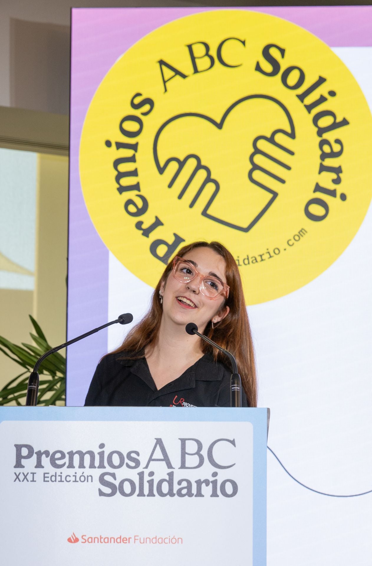 Gema Beltrán, del proyecto e-yachay, premio al voluntariado universitario