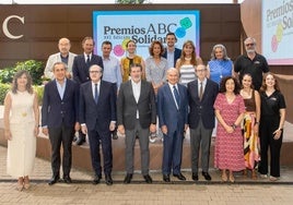 Los premios ABC Solidario muestran «lo mejor del espíritu humano, la generosidad y el compromiso con los demás»