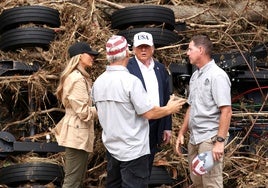 Trump visita las inundaciones de Texas con el interrogante del futuro de su agencia de gestión de emergencias