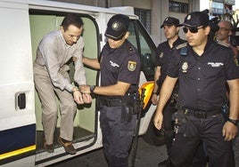 Igualdad quiere multar a los asesinos que le cuenten su historia a un periodista