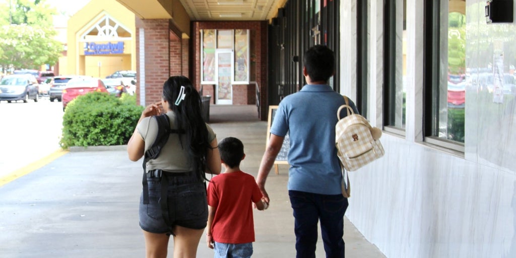 La inmigración vuelve a disparar la población en España y roza los 50 millones de habitantes