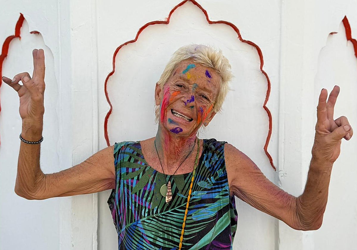 La exazafata decía encontrarse «en el cielo» en Indonesia, país del que amaba sus tradiciones