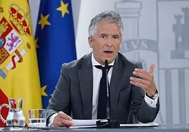 El Gobierno declara zonas catastróficas en 16 comunidades y ridiculiza el plan antiincendios de Feijóo