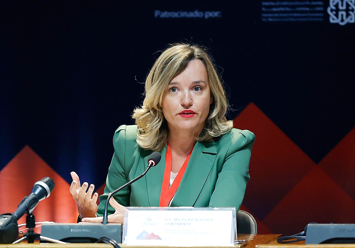 Pilar Alegría, hace unos días en la Cumbre Mundial del Docente, en Chile