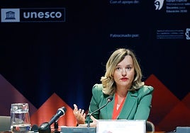 Los docentes amenazan a Pilar Alegría con huelga en un inicio de curso agitado