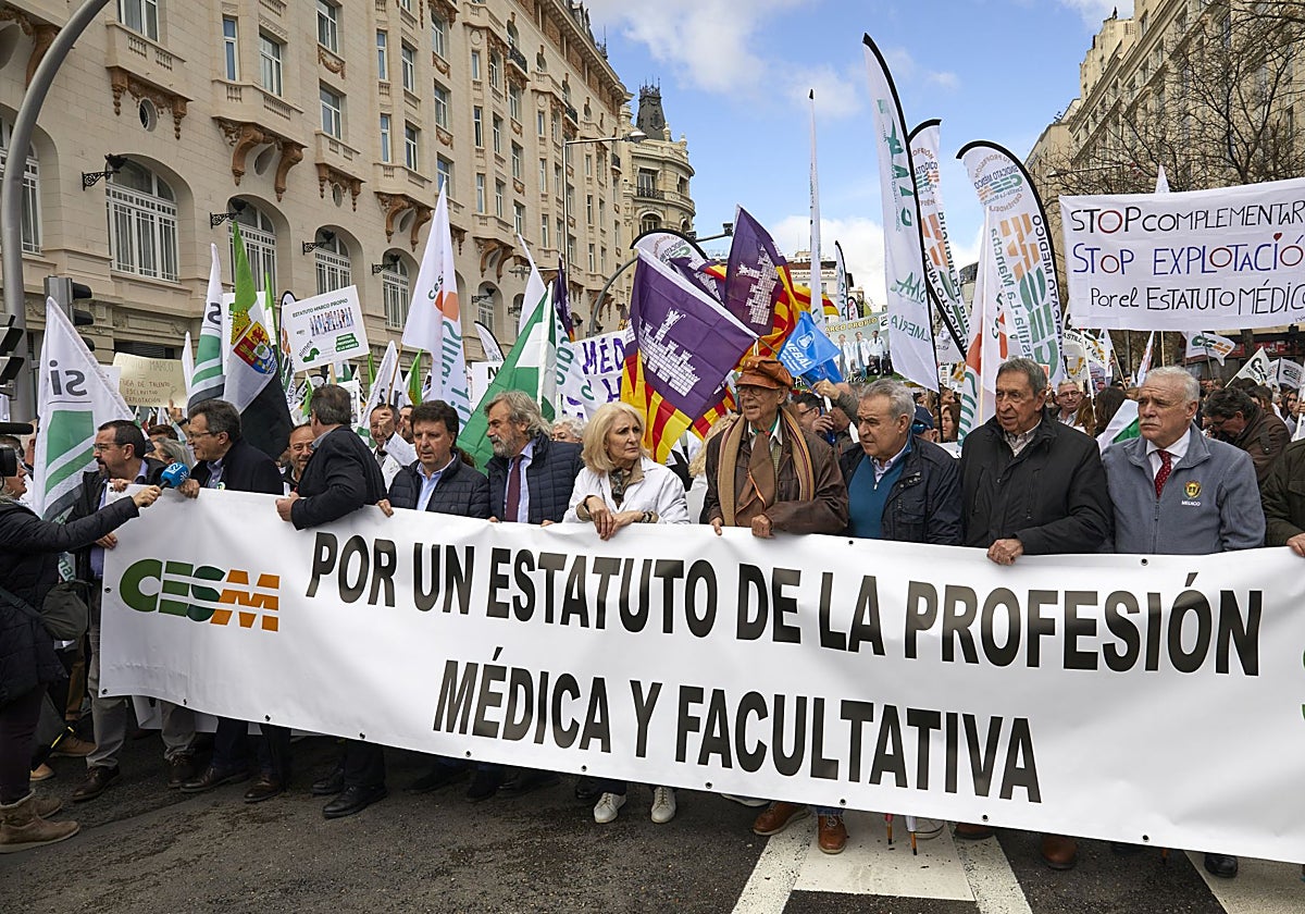 Manifestación de médicos contra el Estatuto Marco el pasado abril