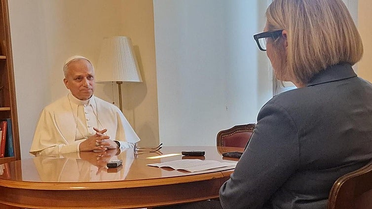 León XIV afirma que no cambiará la doctrina sobre las personas LGTBI y pide «reconocer y fortalecer» a las familias tradicionales