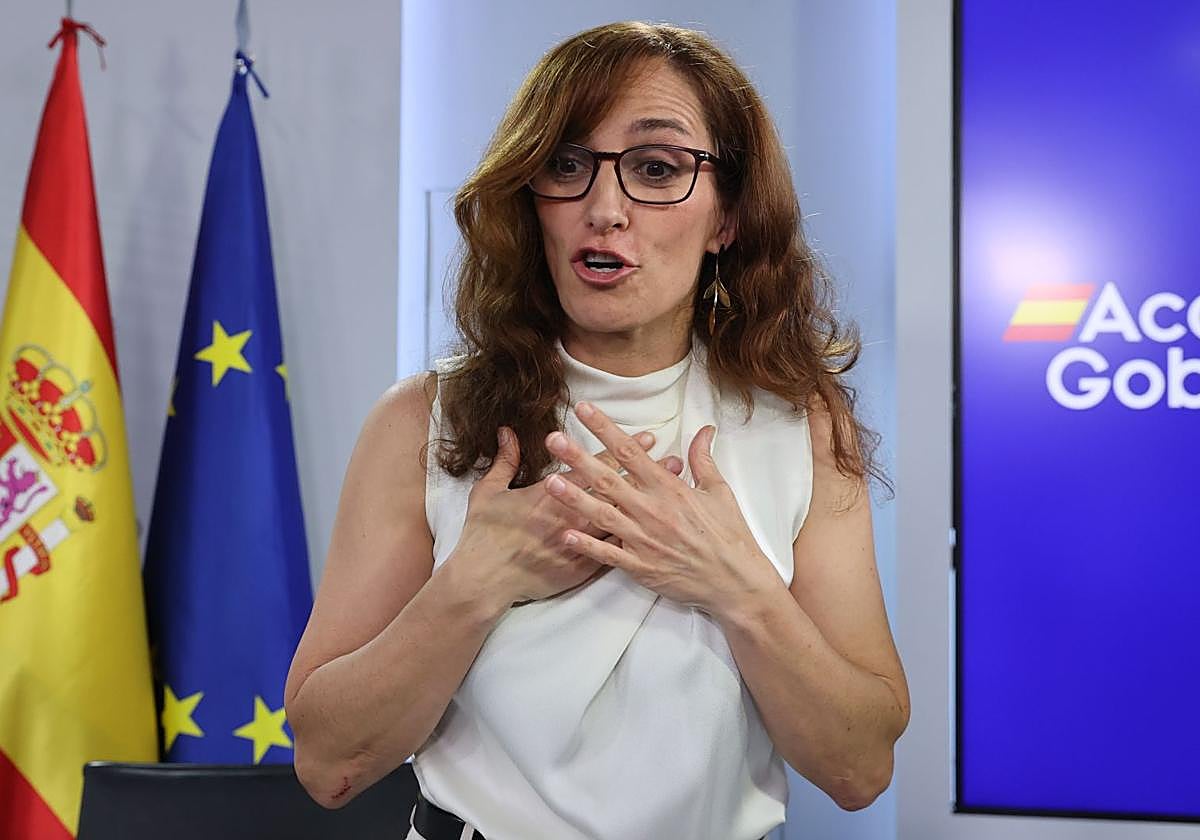 La ministra Mónica García, durante la rueda de prensa del Consejo de Ministros