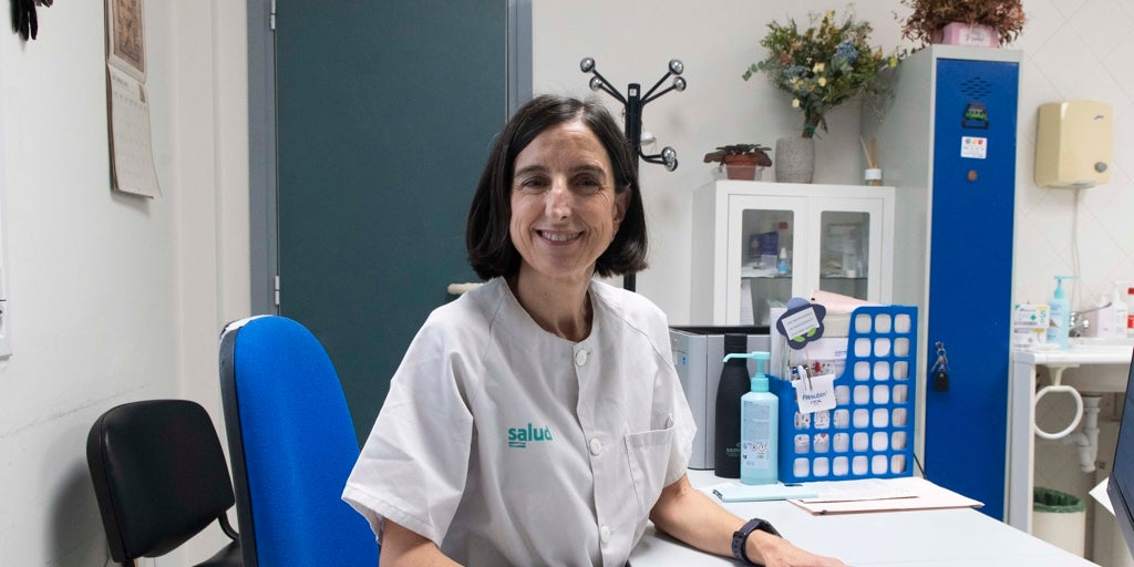La doctora Astier-Peña: «Es necesario que en el medio rural los médicos de familia ejerzan de pediatras»