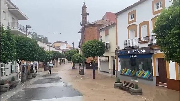 Intensas lluvias causan importantes anegamientos en Huelva