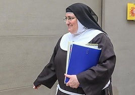 La Guardia Civil detiene a la exabadesa de Belorado