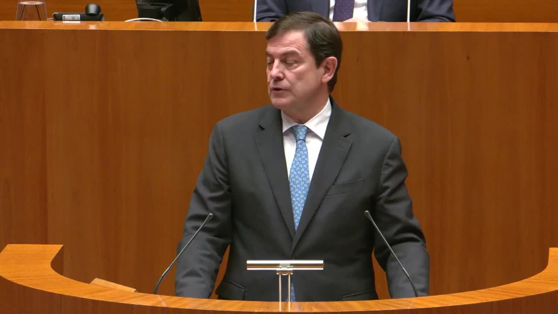 Mañueco rechaza el &quot;cúmulo de mentiras&quot; de la oposición